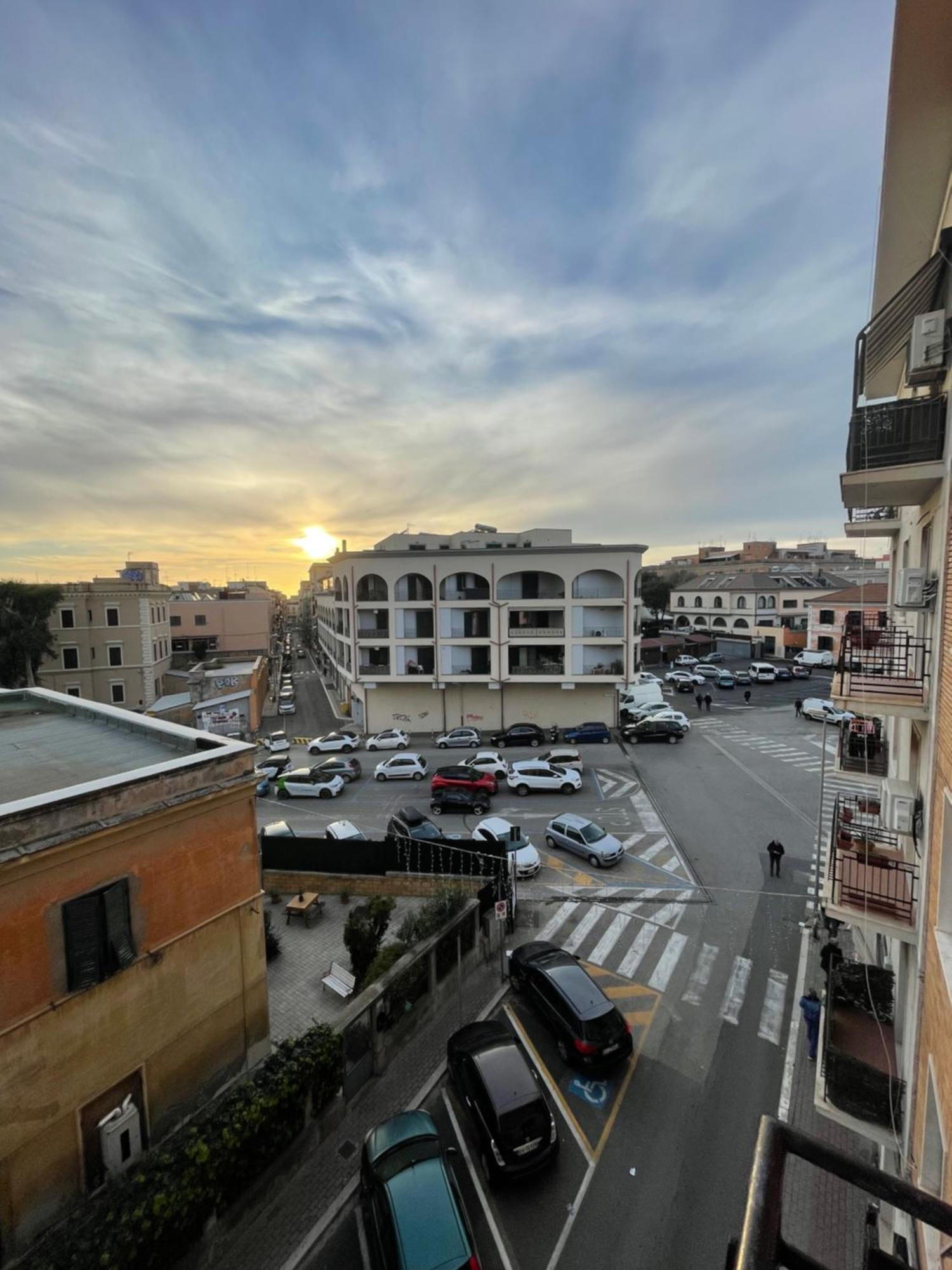 La Casetta Al Mercato Civitavecchia Exterior foto